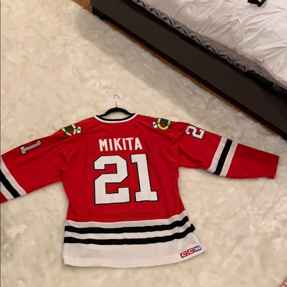 Authentic Blackhawks Jersey